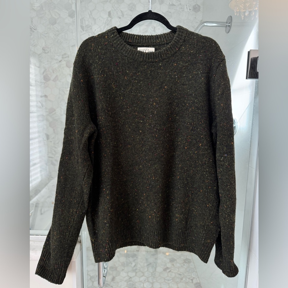 J.Crew Men’s Cozy Green Speckled Wool Sweater- size Large
